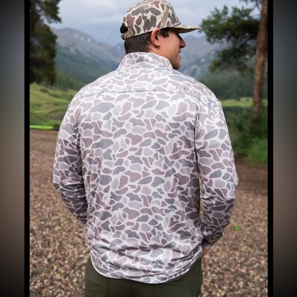 BURLEBO - Performance Quarter Zip - Classic Deer Camo - Picture 3 of 4